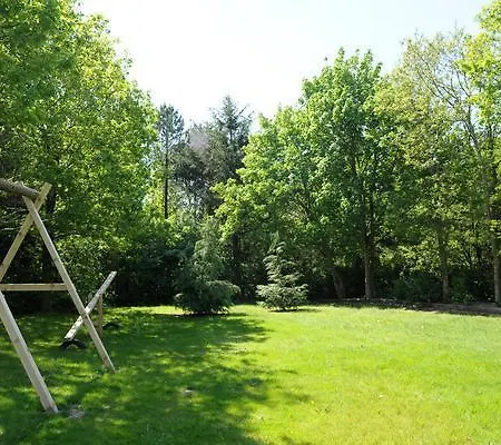 Three-bedroom Holiday In 1 * Oksbøl
